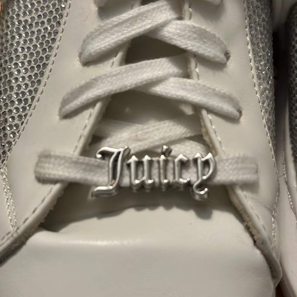 Juicy Couture Dorothy White Rhinestone Bling Sneaker-sz 9.5 - Picture 5 of 10